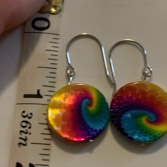 Who doesn’t love tye dye ! 🧜🏻‍♀️ - Picture 5 of 6